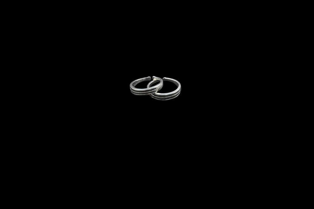 Elegant Silver Toe Rings