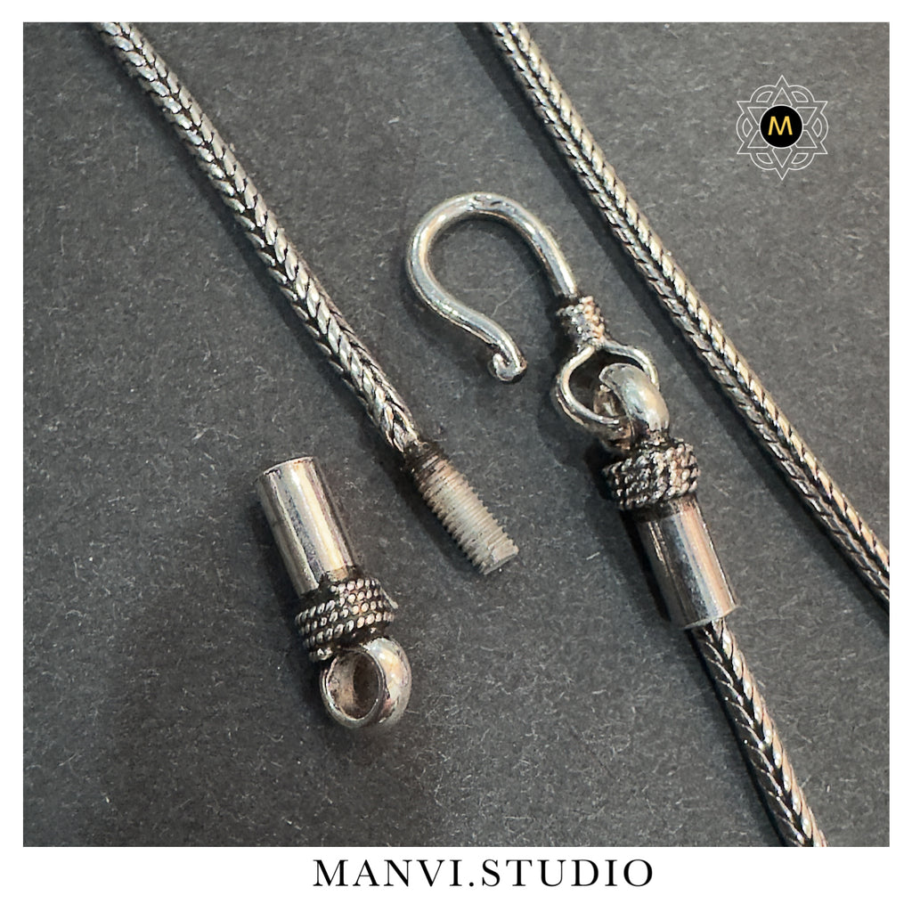 THICK NECK CHAINS
